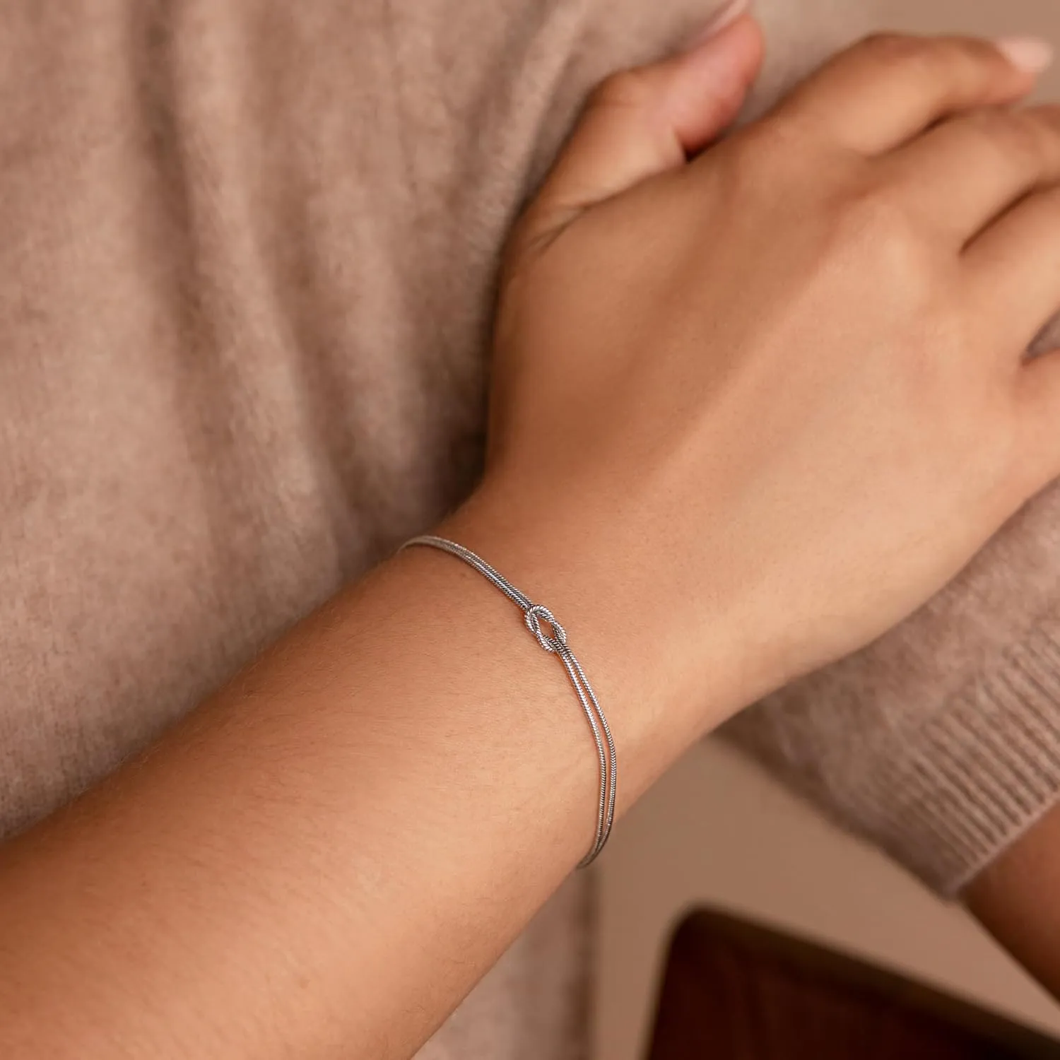 Bracelets for Women Matching Bracelets for Couples Love Knot Bracelet Dainty Snake Chain Forever Infinity Bracelet Adjustable Friendship Bracelet Jewelry Gifts for Women