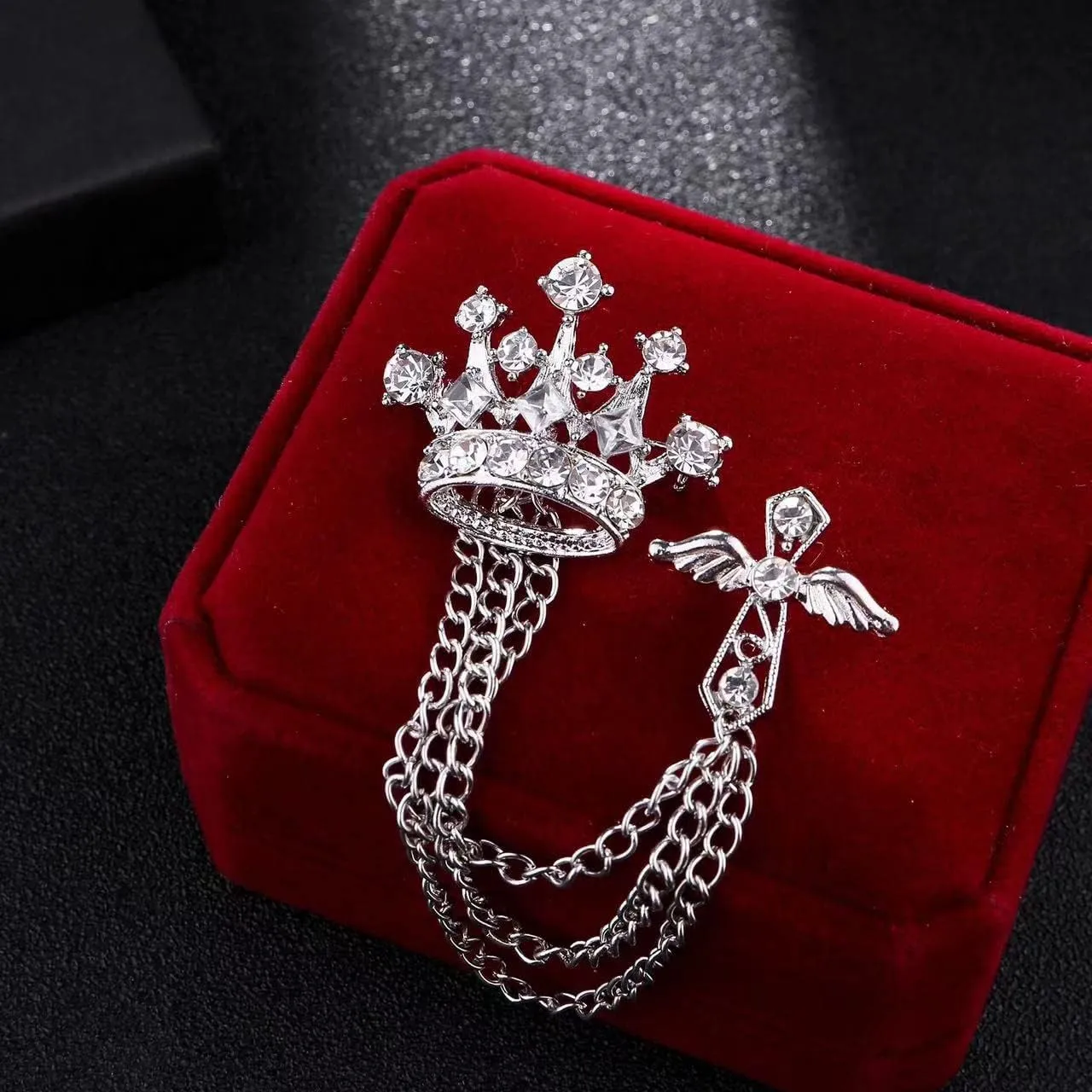 Cross Crown Long Chain Brooch, Rhinestone Tassel Brooch Pin,Retro Crystal Suit Pins Collar Pin,Coat Tassel Chain Lapel Pins for Men's Suit Accessories