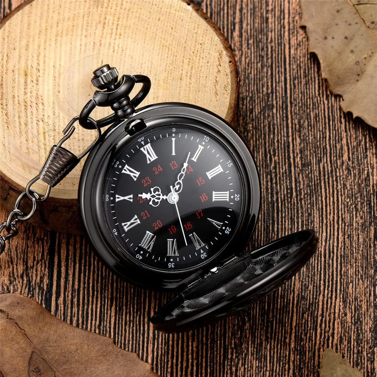 Vintage Pocket Watch for Men Roman Numerals Scale Quartz Pocket Watches with Chain for Xmas Fathers Day Gift